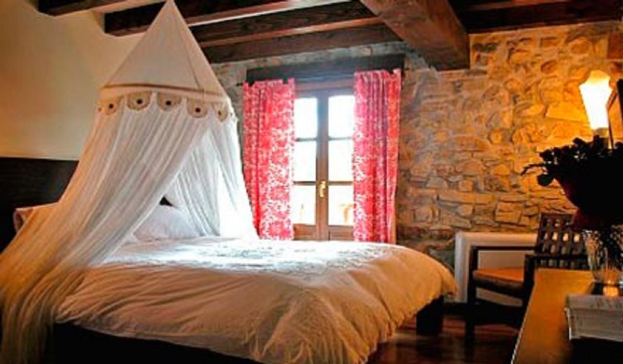 Kuko Hotel - Adults Only Оронос-Мугайре Экстерьер фото
